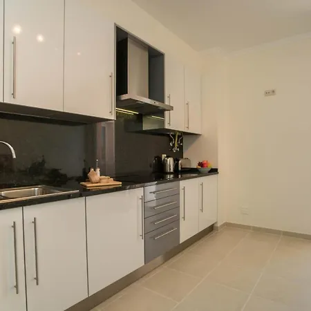 Modern 2 Bed