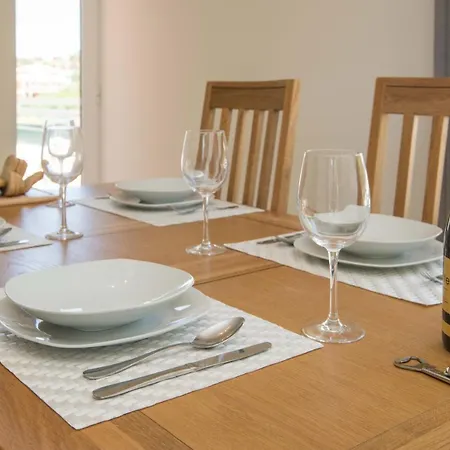 Modern 2 Bed 아파트