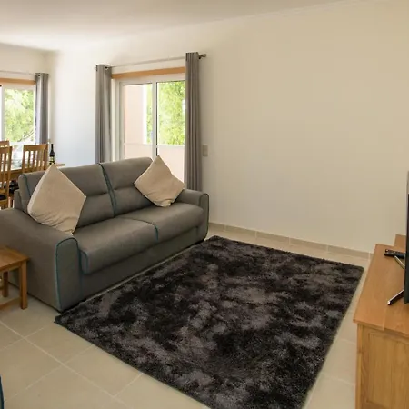 Modern 2 Bed