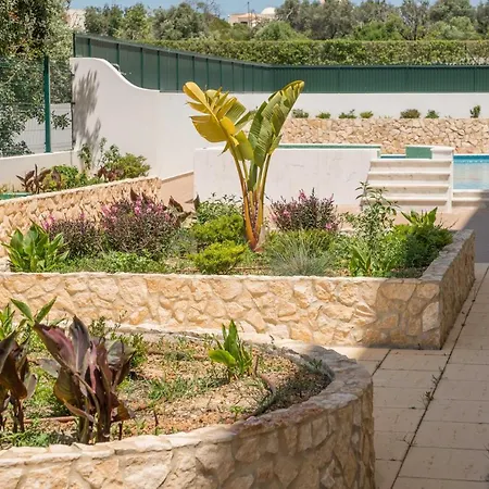 Modern 2 Bed Apartment Armação de Pêra