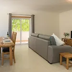 Modern 2 Bed 公寓