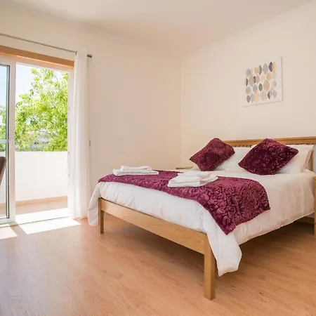 Modern 2 Bed