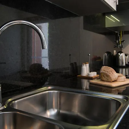 Modern 2 Bed Armação de Pêra