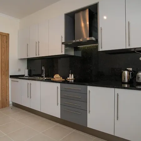 Modern 2 Bed * Armação de Pêra