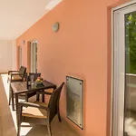 Modern 2 Bed Armação de Pêra
